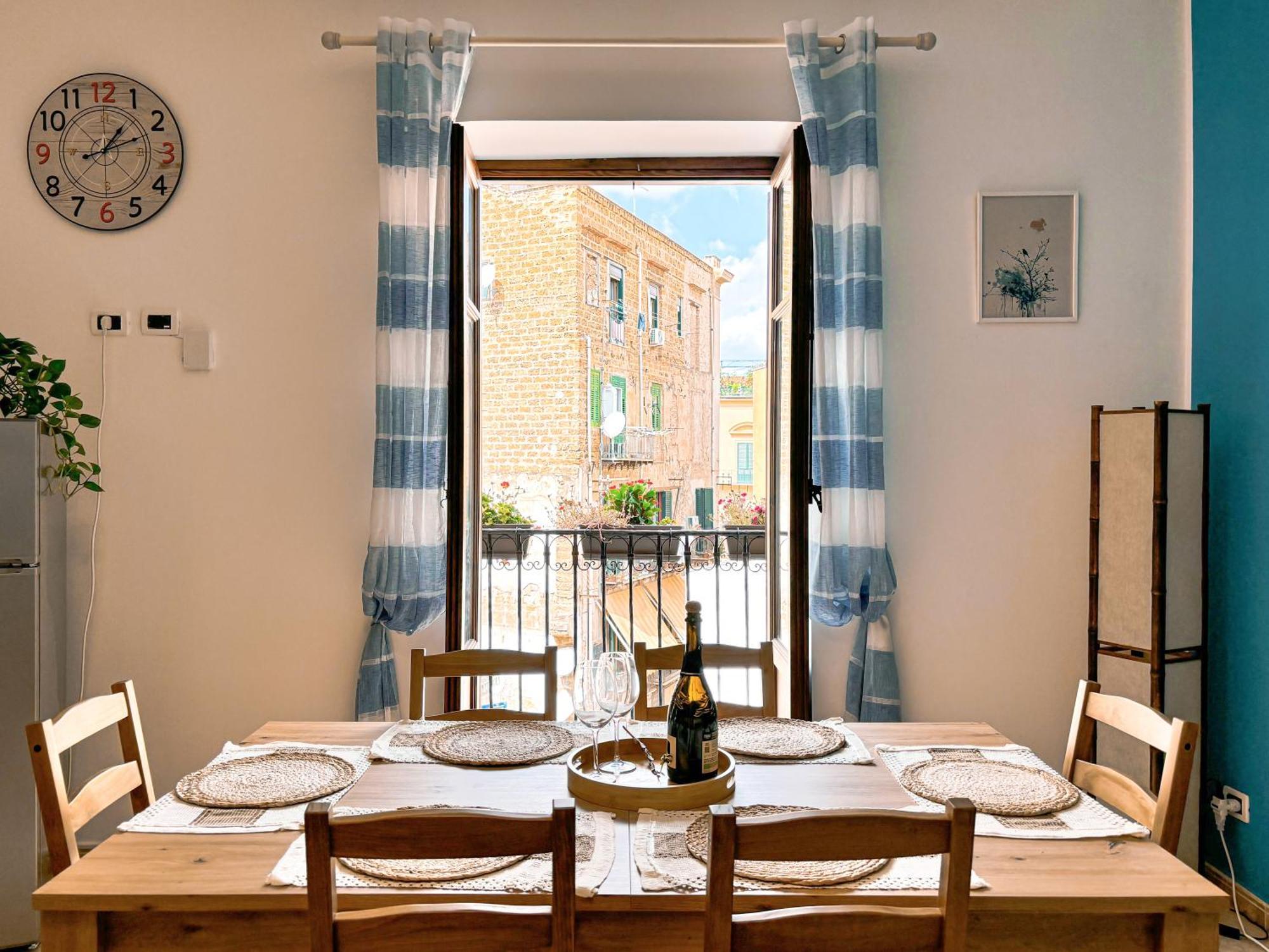 Ferienwohnung Casa Cassarelli In Centro Palermo Exterior foto